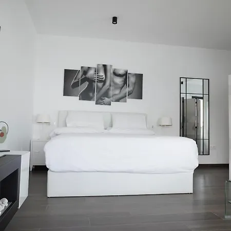 Villa Anyway Conil Un Lujo Frente Al Mar