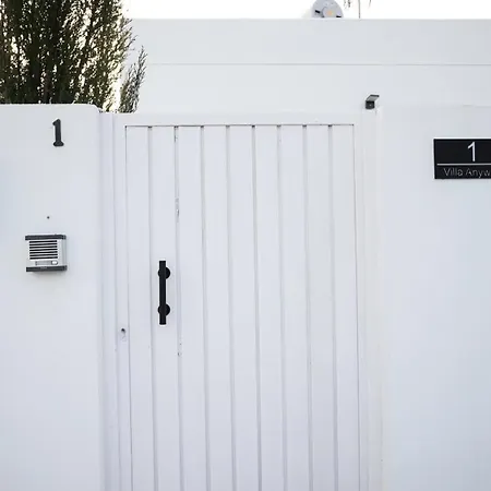 Villa Anyway Conil Un Lujo Frente Al Mar Conil De La Frontera