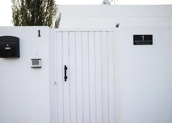 Вілла Anyway Conil Un Lujo Frente Al Mar Коніль-де-ла-Фронтера