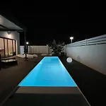 Villa Anyway Conil Un Lujo Frente Al Mar